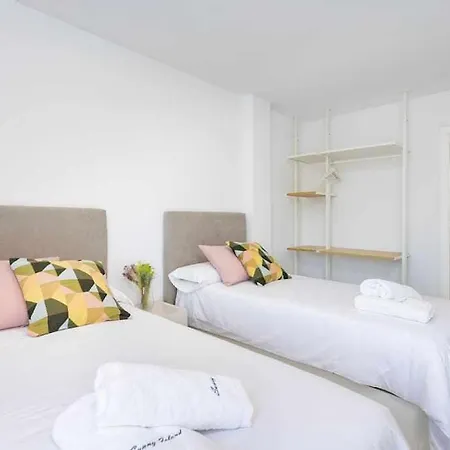 Sunnyland Arona Apartamento *